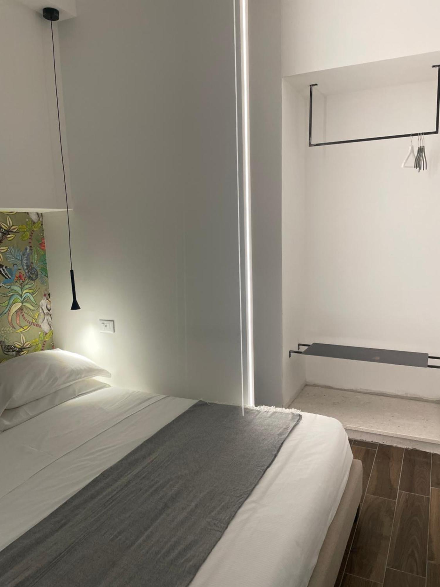 Ginevra Boutique Rooms - Palazzo Leosini - Residenze D'Epoca LʼAquila Екстериор снимка