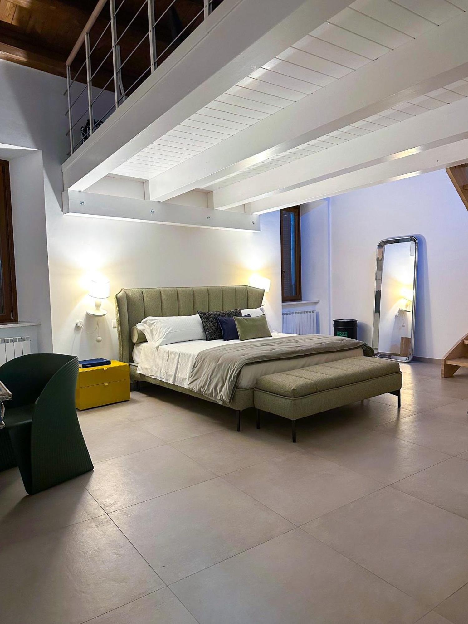 Ginevra Boutique Rooms - Palazzo Leosini - Residenze D'Epoca LʼAquila Екстериор снимка