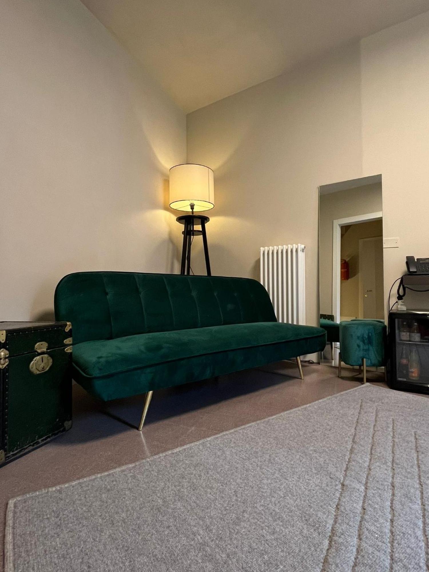 Ginevra Boutique Rooms - Palazzo Leosini - Residenze D'Epoca LʼAquila Екстериор снимка